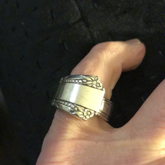 VINTAGE SPOON RING - Picture 5 of 6